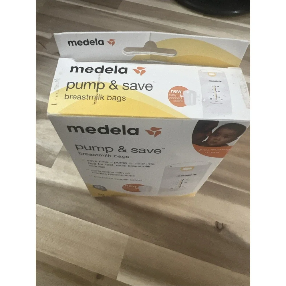 Medela Pump & Save Breastmilk Bags, 20 Count and 2 Adapters BPA FREE  New in Box